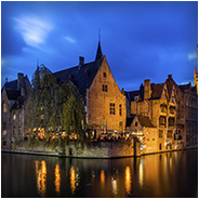 Rozenhoedkaai 's-avonds in Brugge, © Arno Lucas