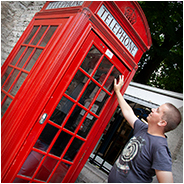 Oxford: Als je dan tòch in Engeland bent, dan maak je uiteraard een foto met een typische telefooncel, © Arno Lucas