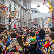 In de Uilenburg is het altijd druk tijdens de carnaval, © Arno Lucas
