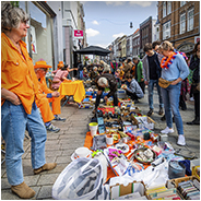 Koningsdag op de Markt in 's-Hertogenbosch, © Arno Lucas