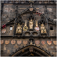 Staroměstská mostecká věž aan de Karelsbrug (detail), © Arno Lucas
