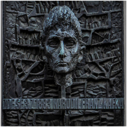 Een plaquette van Franz Kafka hangt in Praag bij zijn geboortehuis, © Arno Lucas