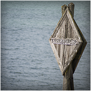 Een bijzonder bord stond langs de route, © Arno Lucas