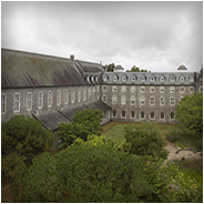 Eén van de tuinen bij de campus, © Arno Lucas