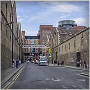 Straat richting het Guinness Storehouse, © Arno Lucas