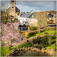 Uitzicht vanuit de historische stadsmuur in Hillesheim, © Arno Lucas