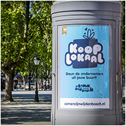 Poster in informatiezuil 'Koop lokaal' | coronavirus, © Arno Lucas