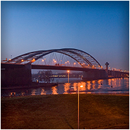 Van Brienenoordbrug ('s-avonds), © Arno Lucas