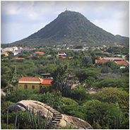 Hooiberg gezien vanuit de Casibari-rots, © Arno Lucas