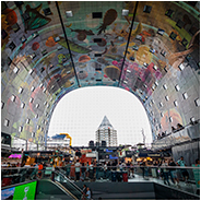 Binnen in De Markthal, © Arno Lucas