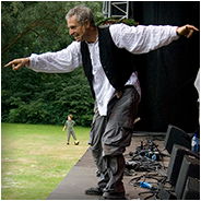 Een optreden tijdens het Slokdarmfestival in 2008, © Arno Lucas