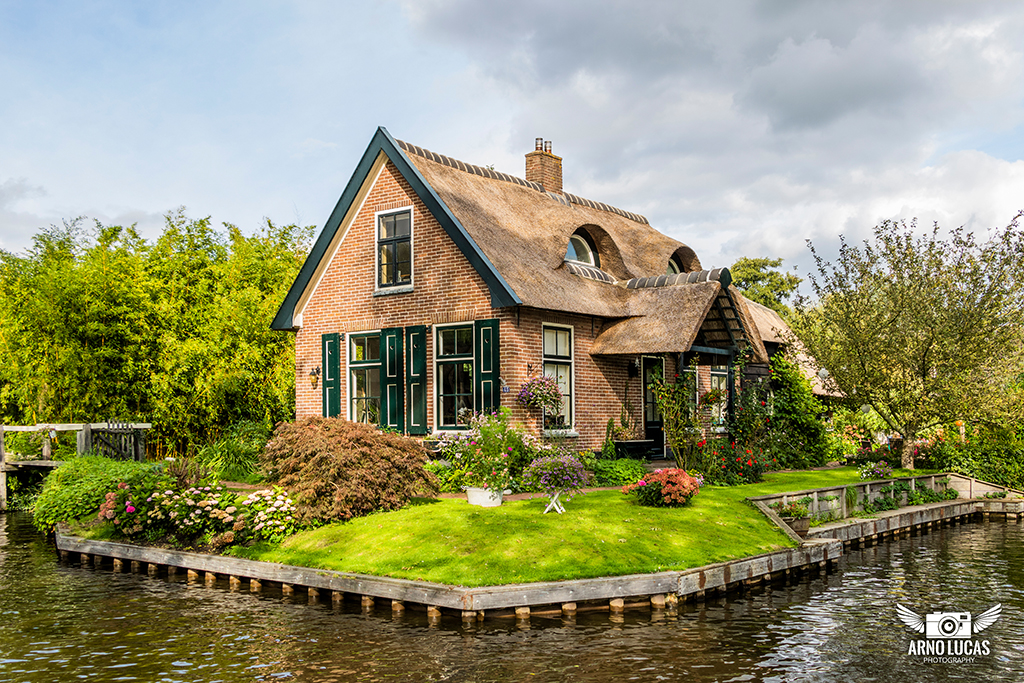 Zoek de 5 verschillen - Huisje in Giethoorn, © Arno Lucas
