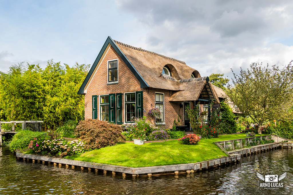 Zoek de 5 verschillen - Huisje in Giethoorn, © Arno Lucas